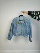 Load image into Gallery viewer, The Bianca Maria Caselli Embroidery Denim Jacket | Vintage 80s rare tulip flower floral rhine stones embroidered light blue jeans crop short jacket women S