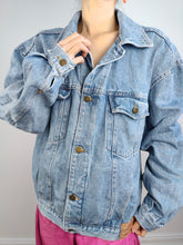 Load image into Gallery viewer, The Light Blue Movimento Denim Trucker Jacket | Vintage 90s light blue jeans jacket unisex M