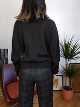 Load image into Gallery viewer, Vintage 100% wool sweater flower floral embroidery black winter knit knitted pullover jumper S