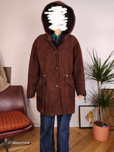 Load image into Gallery viewer, Vintage genuine shearling leather coat hood hoodie red brown sheepskin lambskin suede sherpa Italy IT46 S-M