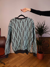 Load image into Gallery viewer, Vintage Benetton Shetland pure new wool sweater knit grey blue pattern fall winter knitted pullover jumper V neck M