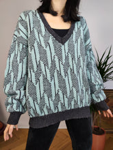 Load image into Gallery viewer, Vintage Benetton Shetland pure new wool sweater knit grey blue pattern fall winter knitted pullover jumper V neck M