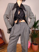 Load image into Gallery viewer, Vintage cashmere wool blazer white black check pied de poule houndstooth pattern jacket women IT 44 S