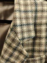 Load image into Gallery viewer, Vintage 100% wool blazer sage green beige check checker pattern pattern jacket women L
