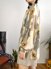 Load image into Gallery viewer, Vintage blouse beige sage cream art print pattern long sleeve button up New Fast women 40 S-M