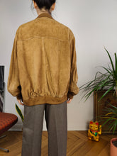 Load image into Gallery viewer, Vintage 100% suede leather bomber jacket tan brown coat unisex women men S-M
