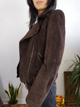 Load image into Gallery viewer, Vintage 100% suede leather jacket brown short crop biker Rosalbar Valentini Italy 42 S