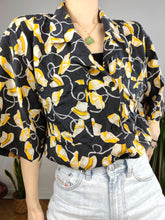 Load image into Gallery viewer, Vintage 100% silk shirt fun print pattern black yellow hats short sleeve button up XL
