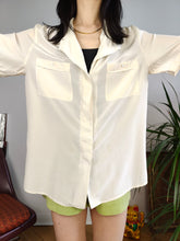 Load image into Gallery viewer, Vintage 100% silk shirt blouse white short sleeve button up plain women M-L
