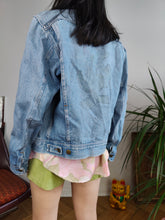 Load image into Gallery viewer, Vintage 90s denim jacket Rifle jeans light blue back print cartoon duck animal women S-M