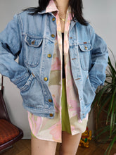 Load image into Gallery viewer, Vintage 90s denim jacket Rifle jeans light blue back print cartoon duck animal women S-M