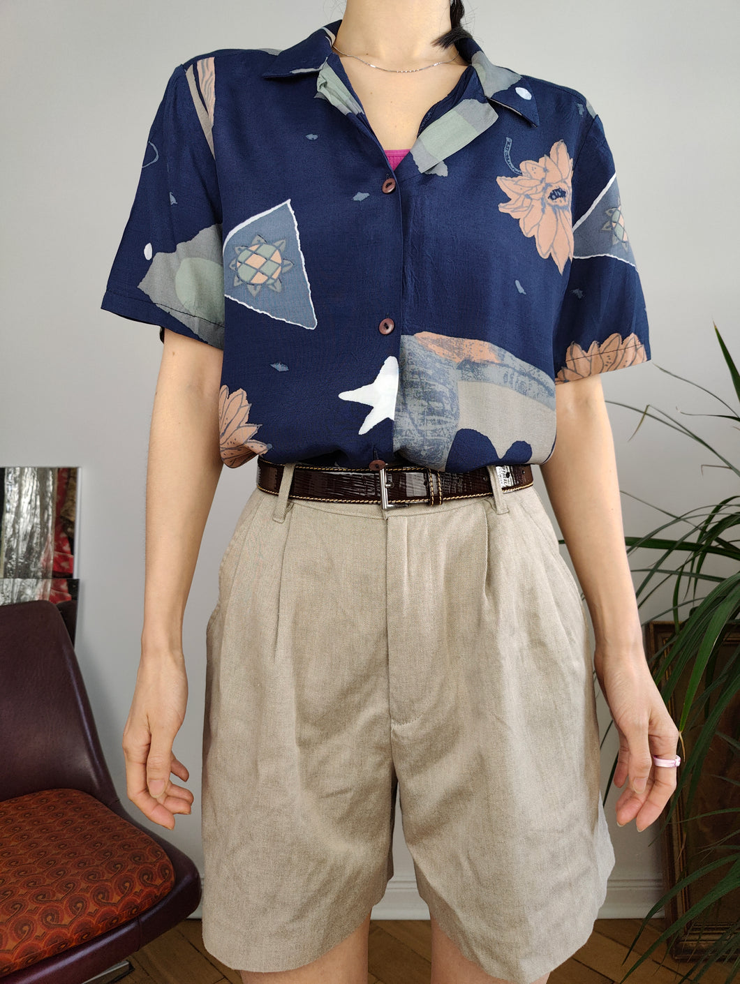 Vintage viscose shirt blouse crazy art print pattern navy blue heart short sleeve women S-M