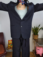 Load image into Gallery viewer, Vintage blazer jacket navy blue women unisex men M