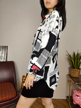 Load image into Gallery viewer, Vintage viscose shirt blouse white black crazy print pattern long sleeve button up Incognito S-M
