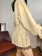 Load image into Gallery viewer, Vintage silk blouse jacket blouson shirt beige spring summer women M-L
