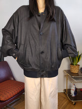 Load image into Gallery viewer, Vintage 100% leather bomber jacket black coat Christ unisex women men XL-XXL