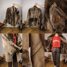 Load image into Gallery viewer, Vintage shearling coat M L | brown coffee lambskin sheepskin leather sherpa jacket women unisex men