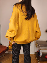 Load image into Gallery viewer, Vintage knit sweater XL XXL | pullover panda animal knitted jumper yellow