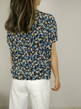Load image into Gallery viewer, The Heart Breaker | Vintage crazy pattern hearts blue yellow short sleeve shirt blouse M
