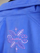 Load image into Gallery viewer, The Blue Lotto | Vintage 90s Lotto blue purple embroidery sport track shell jacket pattern M
