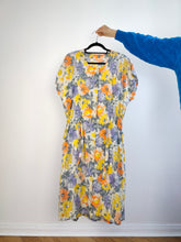 Load image into Gallery viewer, The Orange Yellow Floral Pattern Dress | Vintage cotton flower print summer long midi straight fit dress M-L
