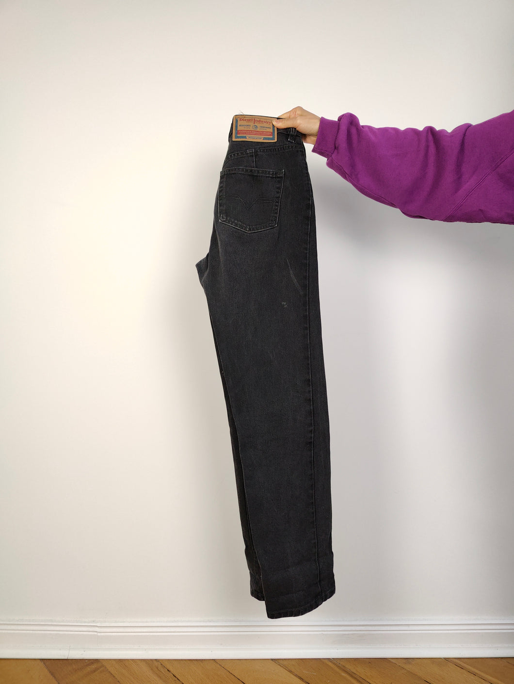 Graue High-Waist-Jeans von The Diesel Industry | Vintage-Designer-Jeanshose für Damen, hergestellt in Italien, Größe 28 XS