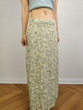 Load image into Gallery viewer, The Light Green Maxi Floral Skirt | Vintage Betty Barclay romantic small flower petit fleur print pattern long maxi length white green M
