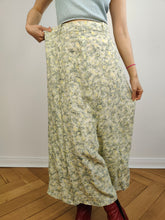 Load image into Gallery viewer, The Light Green Maxi Floral Skirt | Vintage Betty Barclay romantic small flower petit fleur print pattern long maxi length white green M
