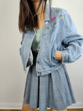Load image into Gallery viewer, The Bianca Maria Caselli Embroidery Denim Jacket | Vintage 80s rare tulip flower floral rhine stones embroidered light blue jeans crop short jacket women S
