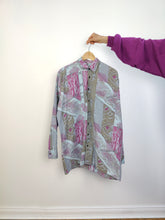Load image into Gallery viewer, The Blue Purple Pattern Shirt | Second hand C&amp;A cotton viscose long sleeve abstract crazy print unisex men blouse 41/42 L

