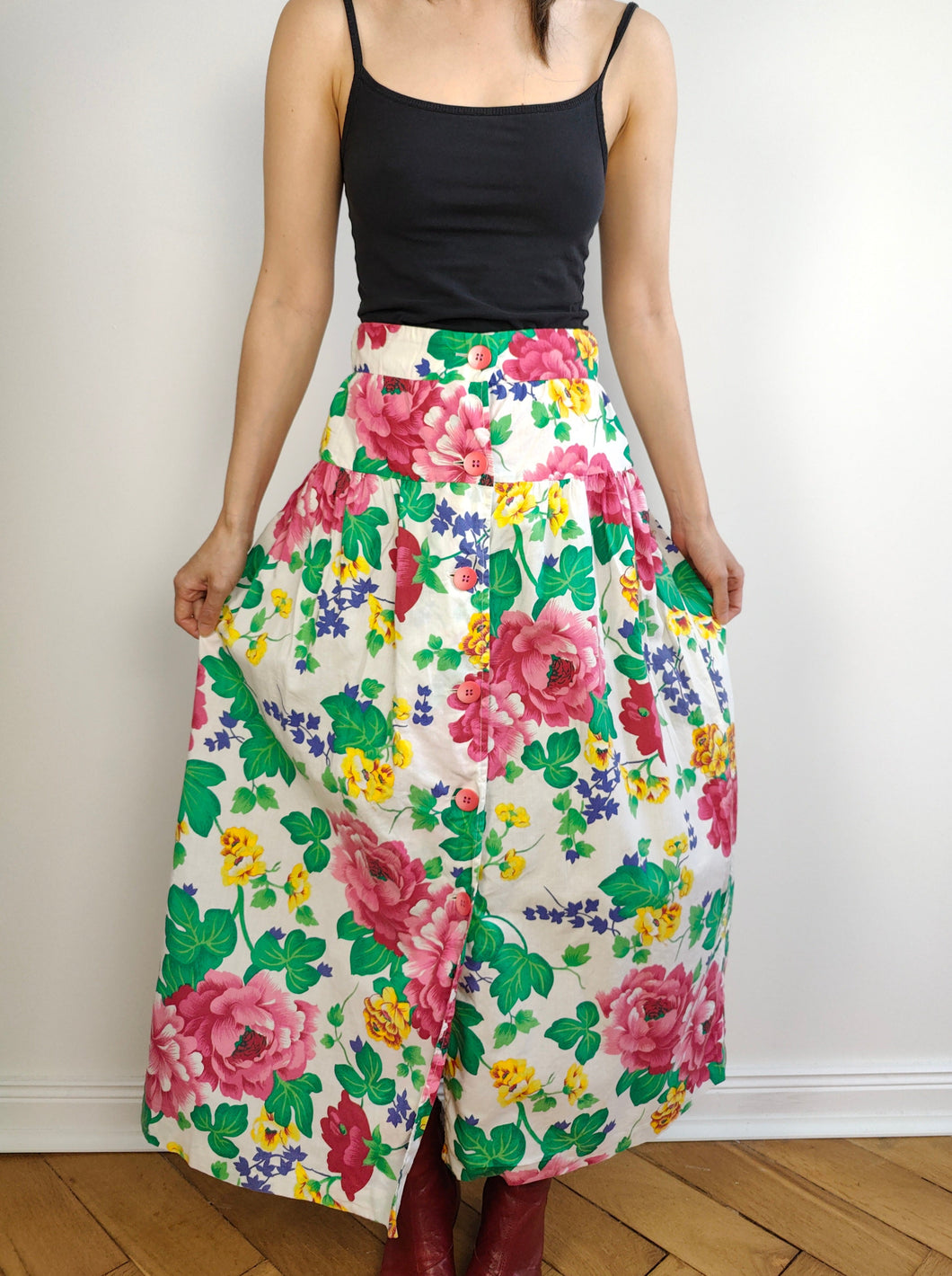 The White Red Floral Maxi Skirt | Vintage cotton romantic small flower print pattern long XS