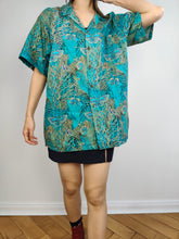 Load image into Gallery viewer, The Cotton Butterfly Jungle Print Shirt | Vintage blue green turquoise animal short sleeve pattern blouse women L unisex men M
