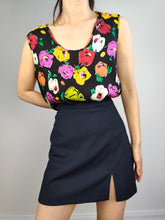 Load image into Gallery viewer, The Silk Black Red Flower Sleeveless Vest | Vintage shiny print pattern cami tank top M
