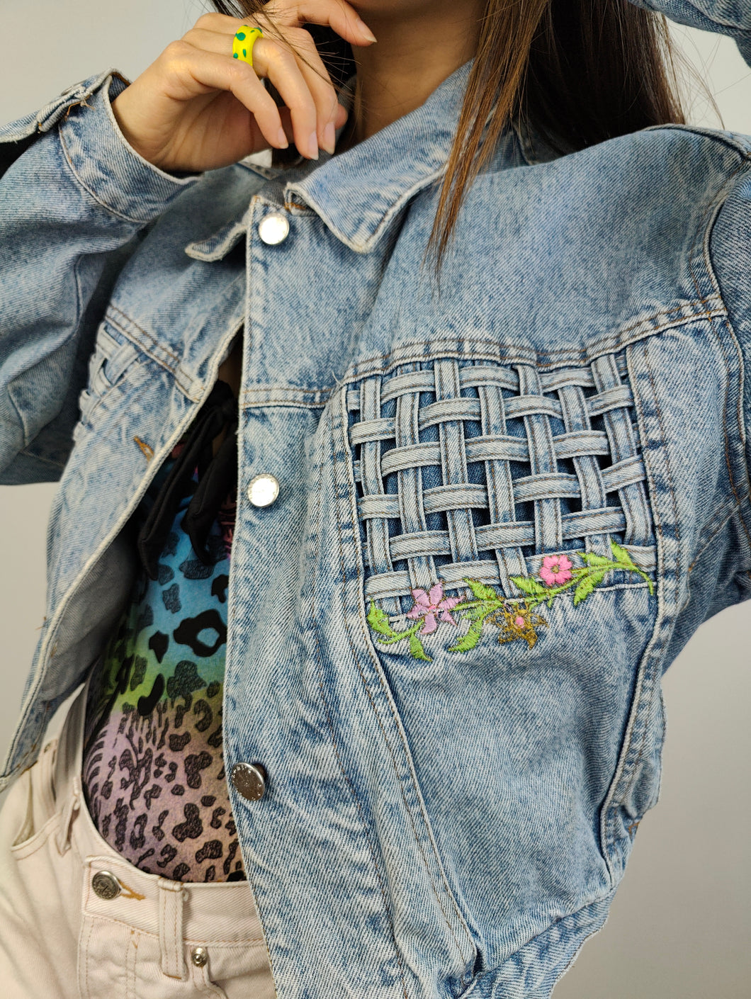 The Checker Flower Embroidery Denim Jacket | Vintage 80s floral checker embroidered light blue jeans crop short women S