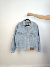 Load image into Gallery viewer, The Light Blue Mash Denim Trucker Jacket | Vintage 80s made in Italy light blue jeans women M-L unisex men M
