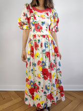 Load image into Gallery viewer, The Linen Cottagecore Flower White Red Dress | Vintage puff sleeves Austrian Hasegg Dirndl folk romantic XS-S EU36
