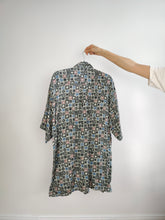 Load image into Gallery viewer, The Icons Grey Print Shirt | Vintage Copperfield short sleeve pattern unisex men XL
