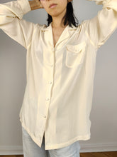 Load image into Gallery viewer, The Silk Cream Plain Long Sleeve Blouse | Vintage Karel 100% silk shirt women EU 40 M
