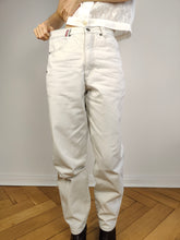 Load image into Gallery viewer, The White Grey Cotton Mom Trousers | Vintage Janet by Annabelle high waist mom jeans relaxed fit pants 30/30 M
