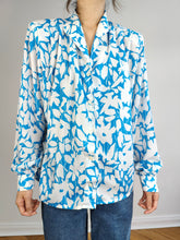 Load image into Gallery viewer, The Floral White Blue Pattern Blouse | Vintage flower print big balloon sleeves feminine blouse M-L
