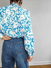 Load image into Gallery viewer, The Floral White Blue Pattern Blouse | Vintage flower print big balloon sleeves feminine blouse M-L
