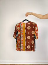 Load image into Gallery viewer, The Brown Boho Print Wrinkle Blouse | Vintage Maglificio yellow orange short sleeve pattern made in Italy women shirt S
