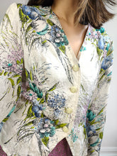 Load image into Gallery viewer, The Romantic White Floral Pattern Blouse | Vintage flower print feminine blouse fitted waist S
