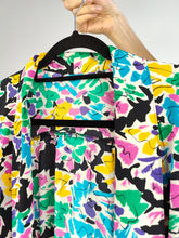 Load image into Gallery viewer, The Silk Black Floral Light Blazer Jacket | Vintage blouse flower print pattern cardigan M
