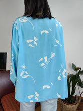 Load image into Gallery viewer, Vintage silk blouse blue sky print pattern shirt Madeleine women M
