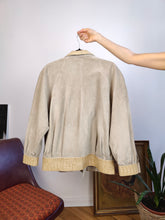Load image into Gallery viewer, Vintage genuine suede leather jacket beige cream grey short women M
