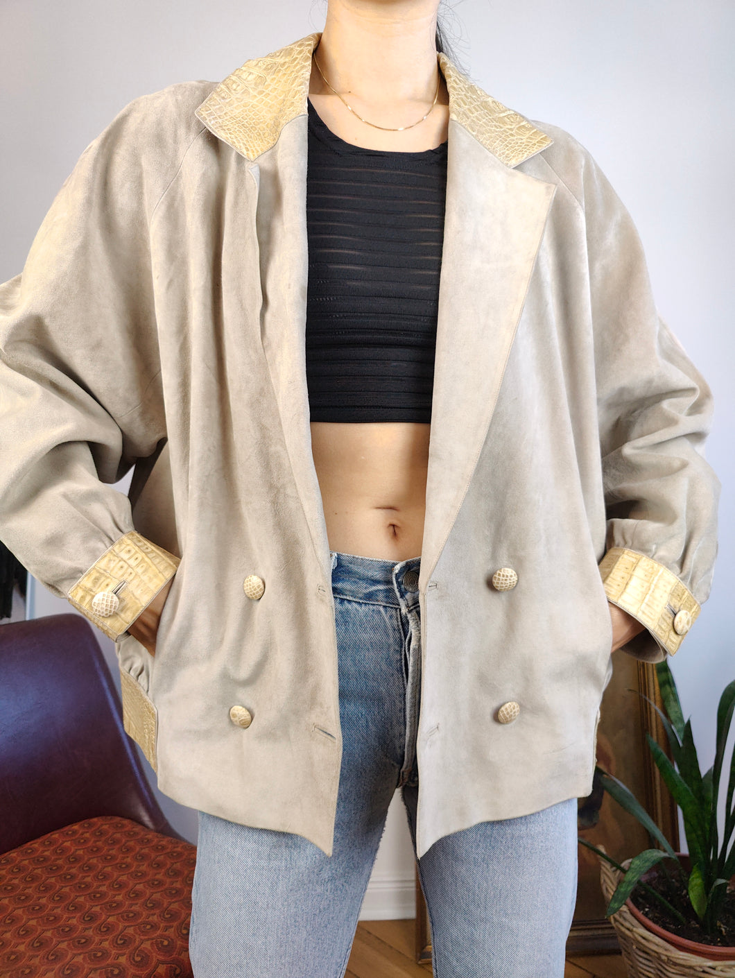 Vintage genuine suede leather jacket beige cream grey short women M