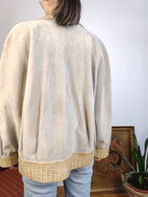 Load image into Gallery viewer, Vintage genuine suede leather jacket beige cream grey short women M
