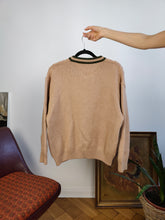 Load image into Gallery viewer, Vintage wool blend cable knit sweater V neck college pink plain fall winter knitted pullover jumper Malagida M
