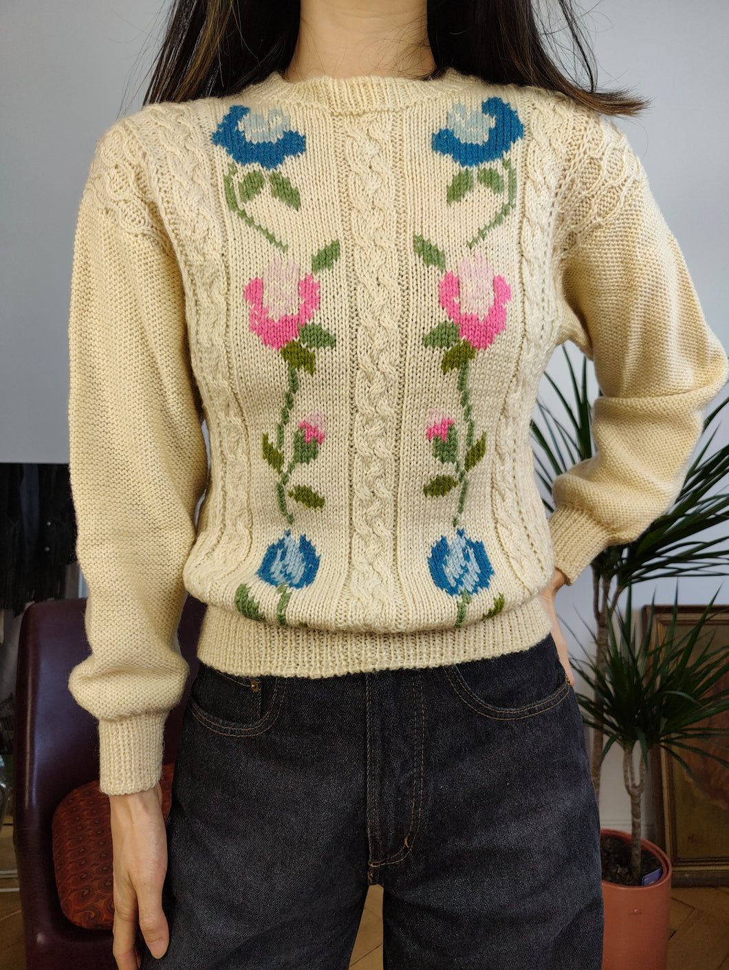 Vintage wool blend flower floral cream beige cable knit sweater knitted jumper pullover S